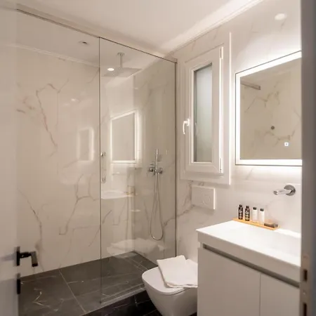 Contessa Bianca Luxury *