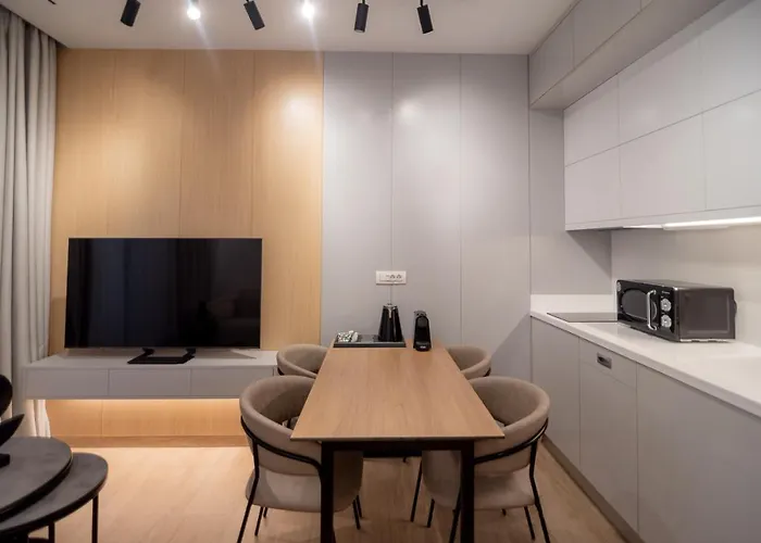 Contessa Bianca Luxury *