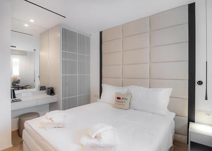 Contessa Bianca Luxury *