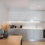 Contessa Bianca Luxury