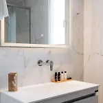 Contessa Bianca Luxury