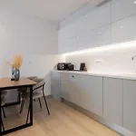 Contessa Bianca Luxury