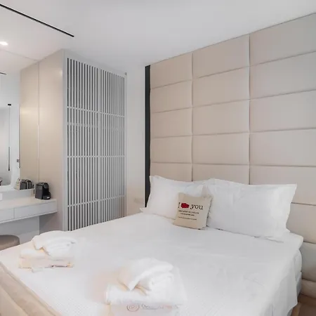 Contessa Bianca Luxury *